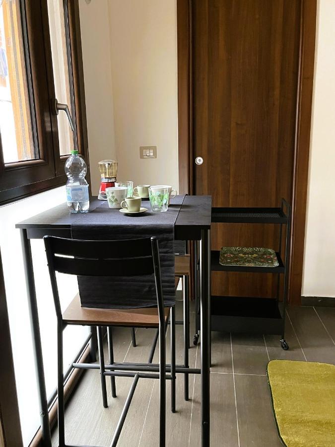 Casa Pizzoli Apartman Bari Kültér fotó